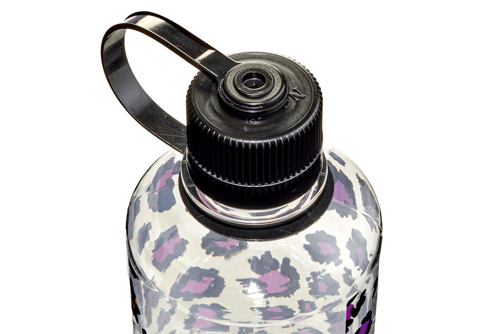 Nalgene product detail: 16oz Narrow Mouth Animal Print Bottles J1 — 16oz Narrow Mouth Animal Print Bottles