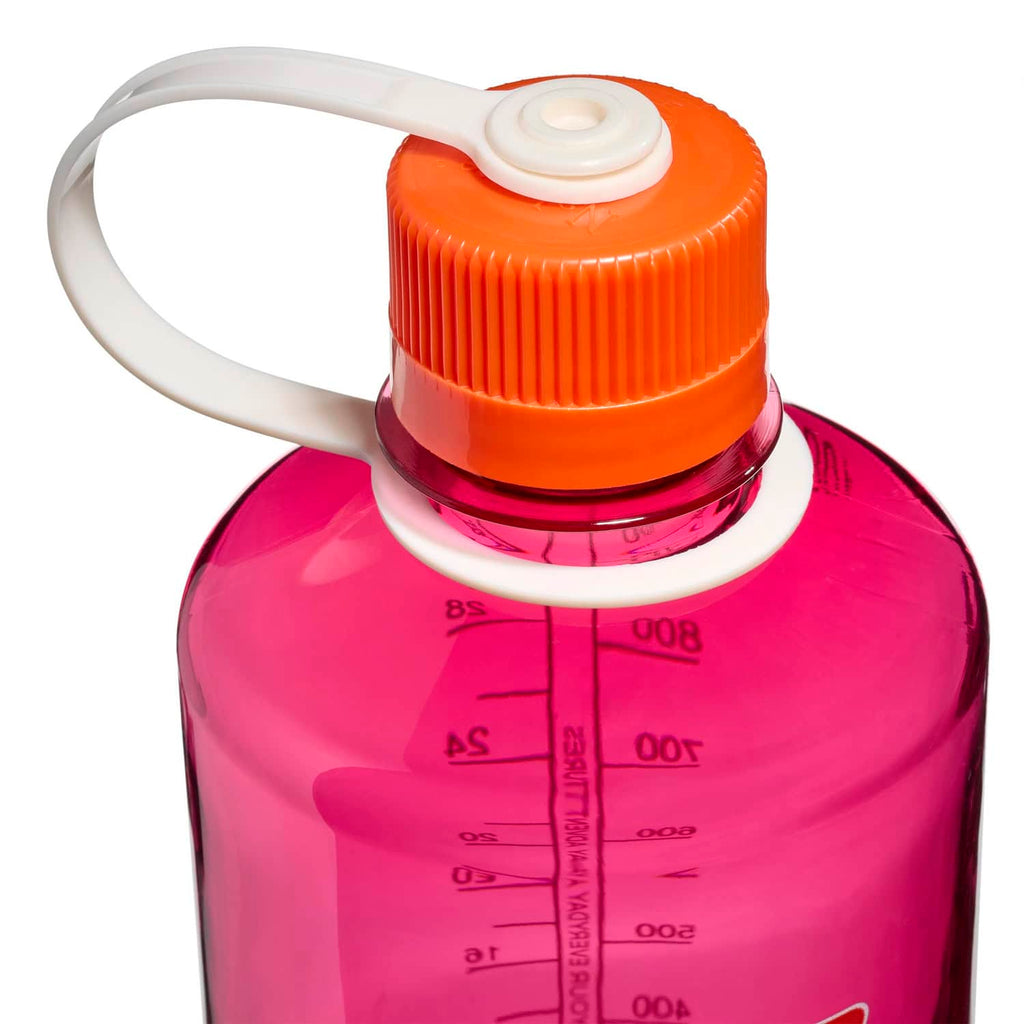 Nalgene product view: 32oz Narrow Mouth Thrill & Motion O0 — 32oz Narrow Mouth Thrill & Motion