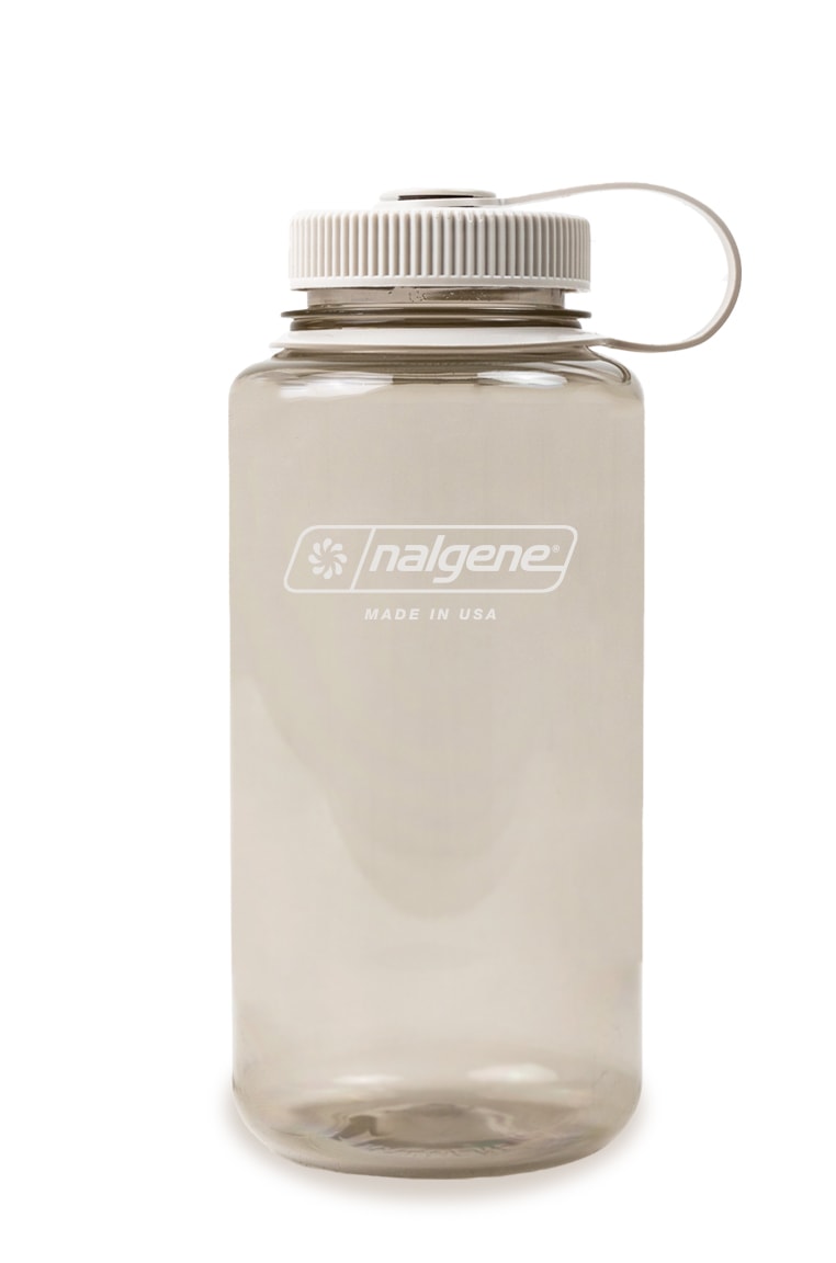 Nalgene product detail: 32oz Wide Mouth Bottle M9 — 32oz Wide Mouth Bottle