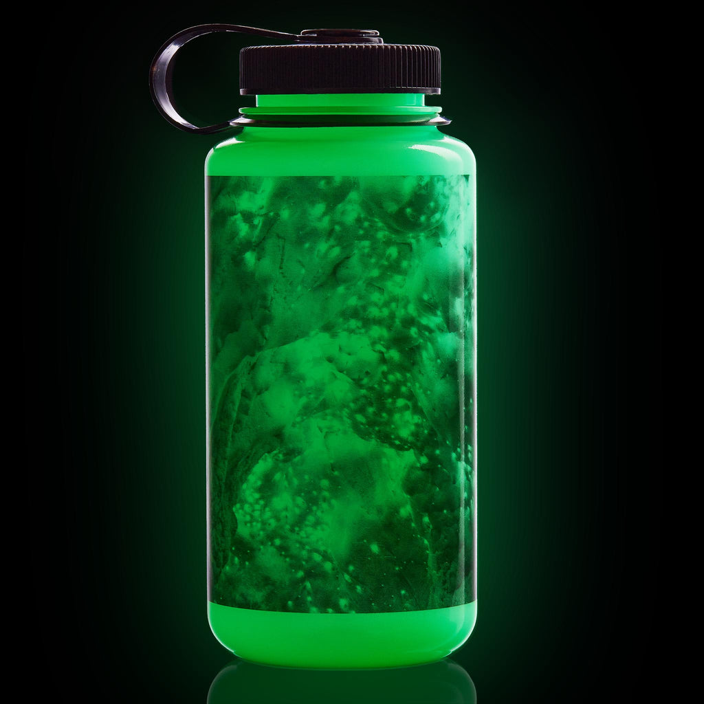 Nalgene product image: 32oz WM Glo Wyld E4 — 32oz WM Glo Wyld