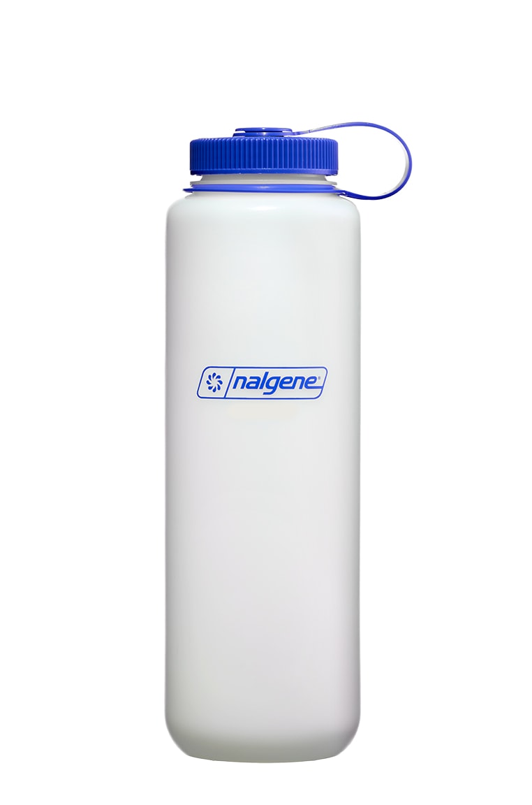 Nalgene product detail: 48oz Wide Mouth Ultralite Bottle V1 — 48oz Wide Mouth Ultralite Bottle