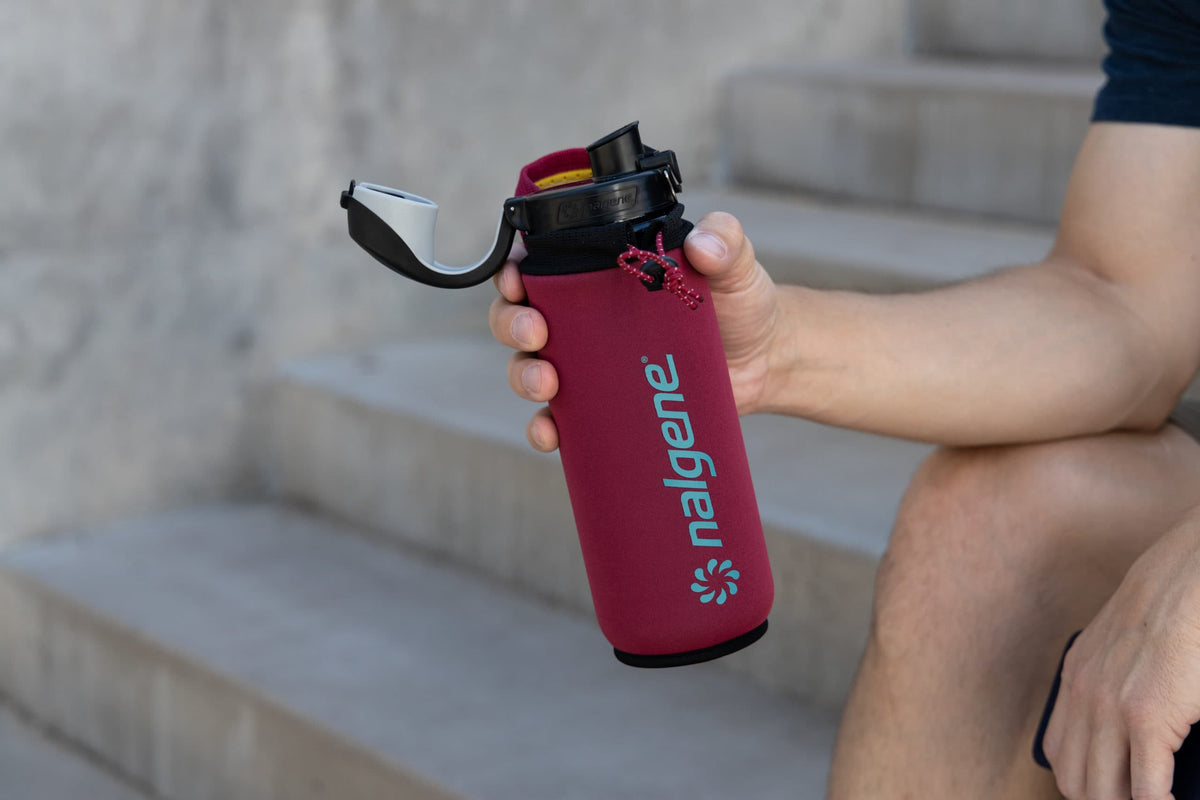 Nalgene product image: 24oz Neoprene Sleeve O8 — 24oz Neoprene Sleeve