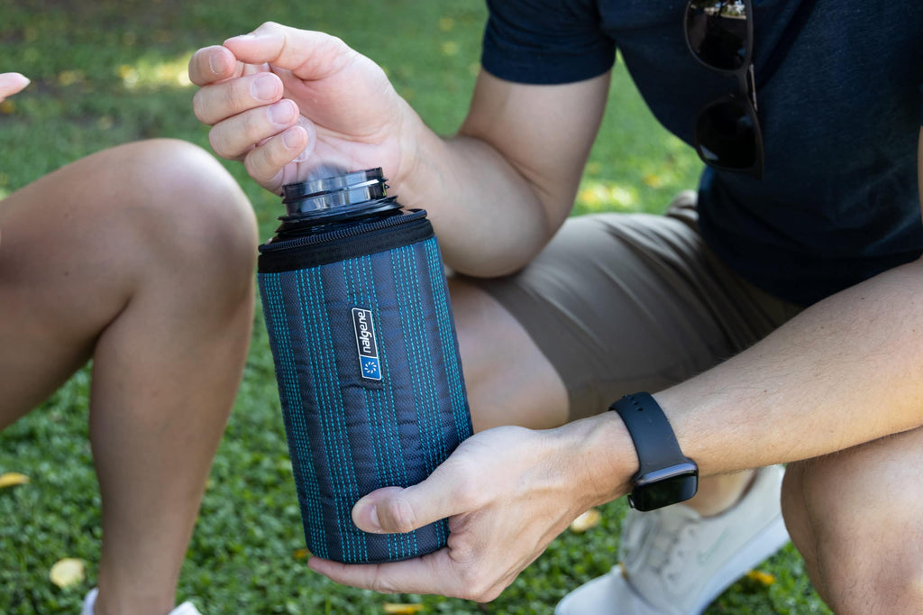 Nalgene product detail: 32oz Insulated Sleeve Z5 — 32oz Insulated Sleeve